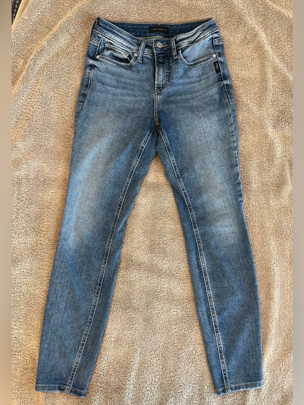 Silver Jeans Vo. Suki Skinny Jeans in Medium Blue 25w/29l